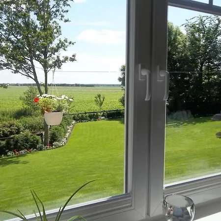 With 2 Bedrooms Langenhorn